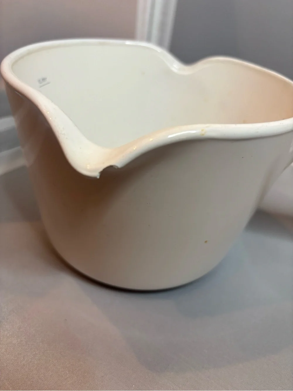 Corning Ware M-68-B White 1 QT Sauce Maker Measuring Cup Dual Spout
